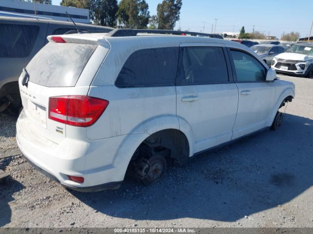 Photo 3 VIN: 3C4PDCBG4HT572833 - DODGE JOURNEY 