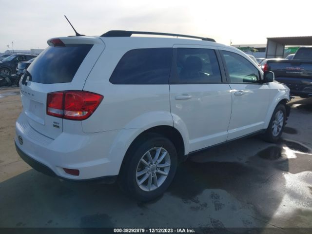 Photo 3 VIN: 3C4PDCBG4HT588725 - DODGE JOURNEY 