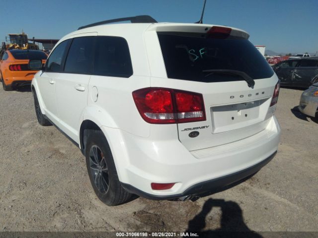 Photo 2 VIN: 3C4PDCBG4JT512198 - DODGE JOURNEY 