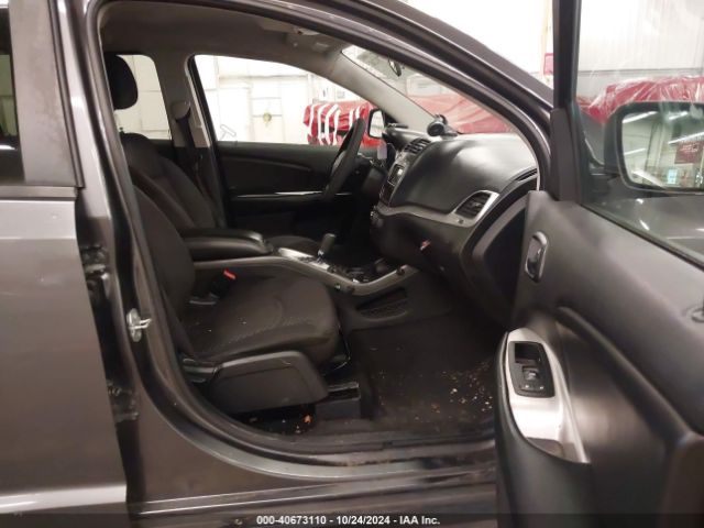 Photo 4 VIN: 3C4PDCBG5FT686191 - DODGE JOURNEY 