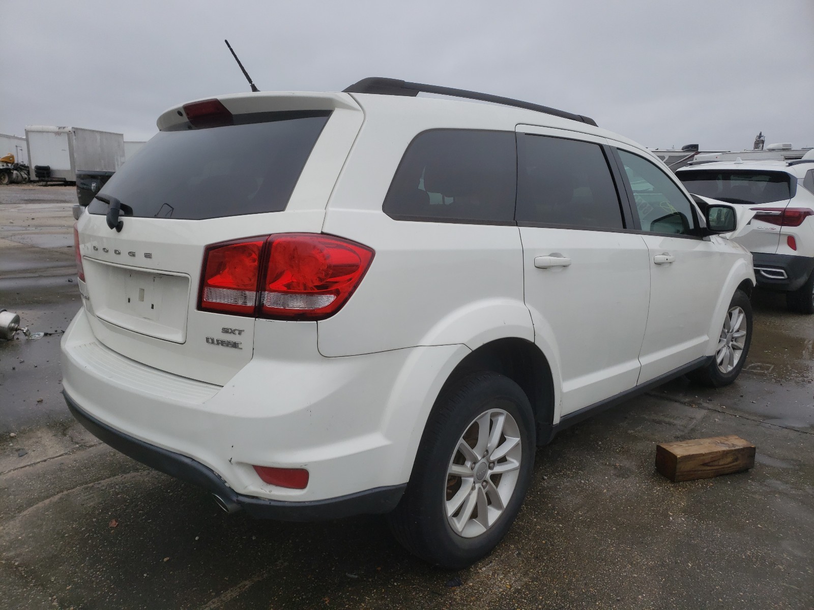 Photo 3 VIN: 3C4PDCBG5FT745045 - DODGE JOURNEY SX 