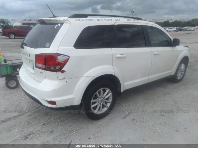 Photo 3 VIN: 3C4PDCBG5JT158210 - DODGE JOURNEY 