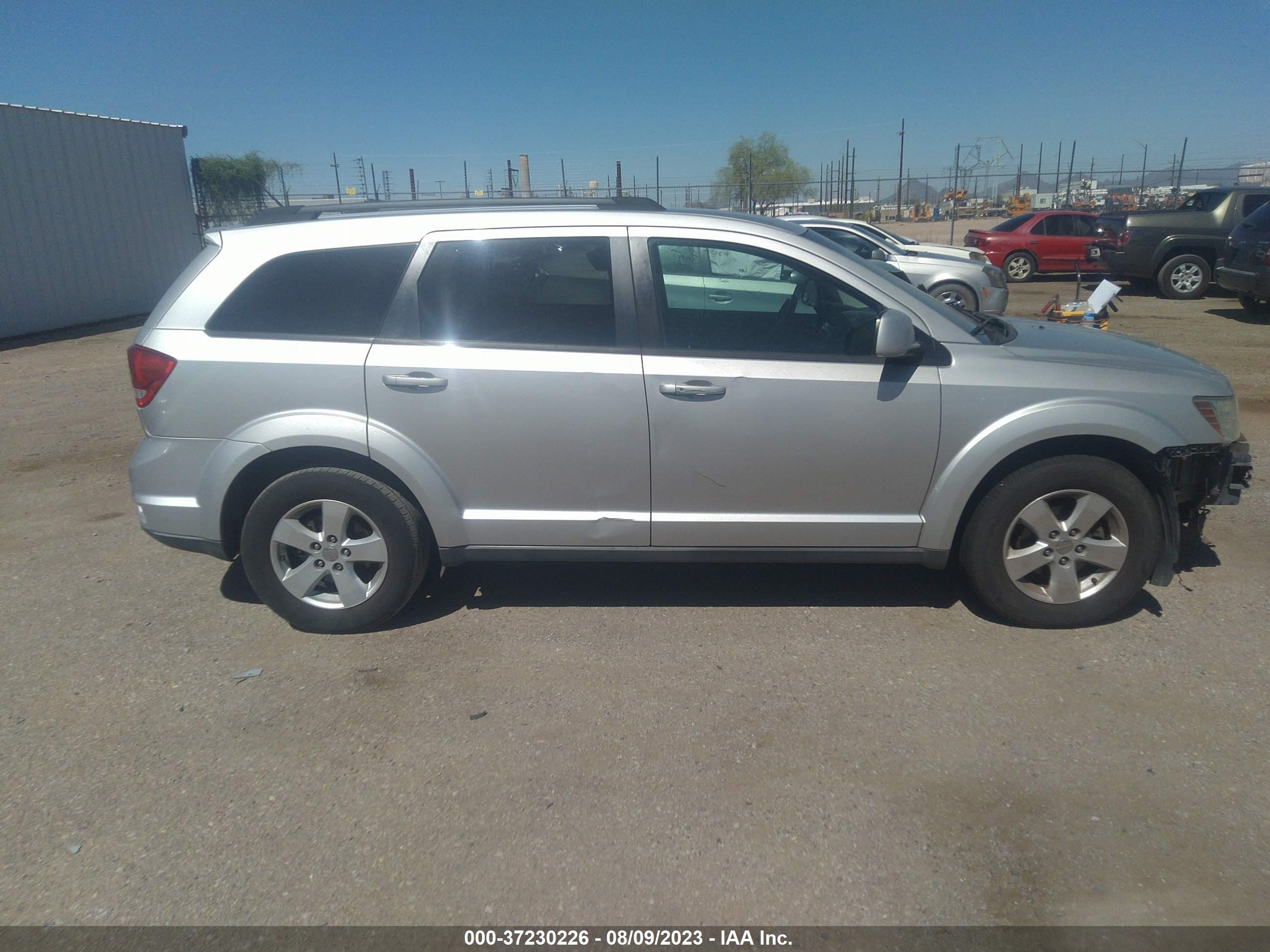 Photo 12 VIN: 3C4PDCBG6CT187153 - DODGE JOURNEY 