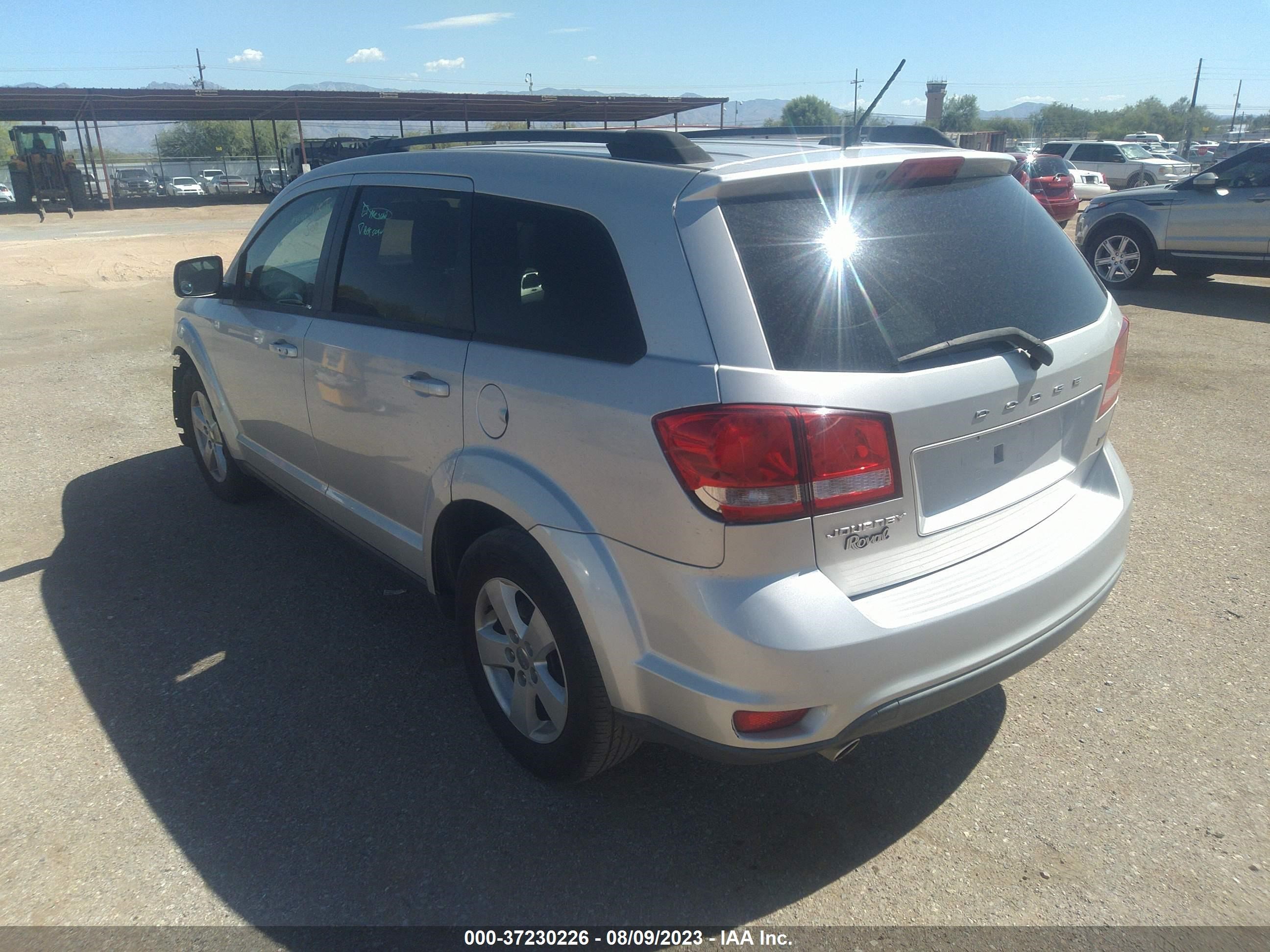 Photo 2 VIN: 3C4PDCBG6CT187153 - DODGE JOURNEY 