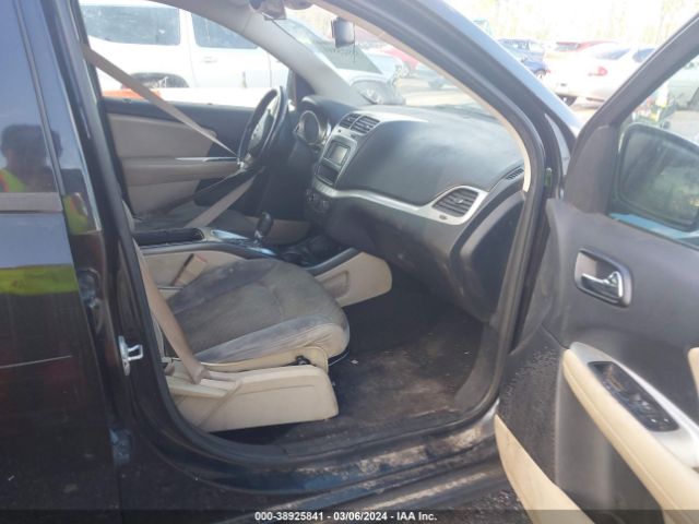 Photo 4 VIN: 3C4PDCBG6CT324513 - DODGE JOURNEY 