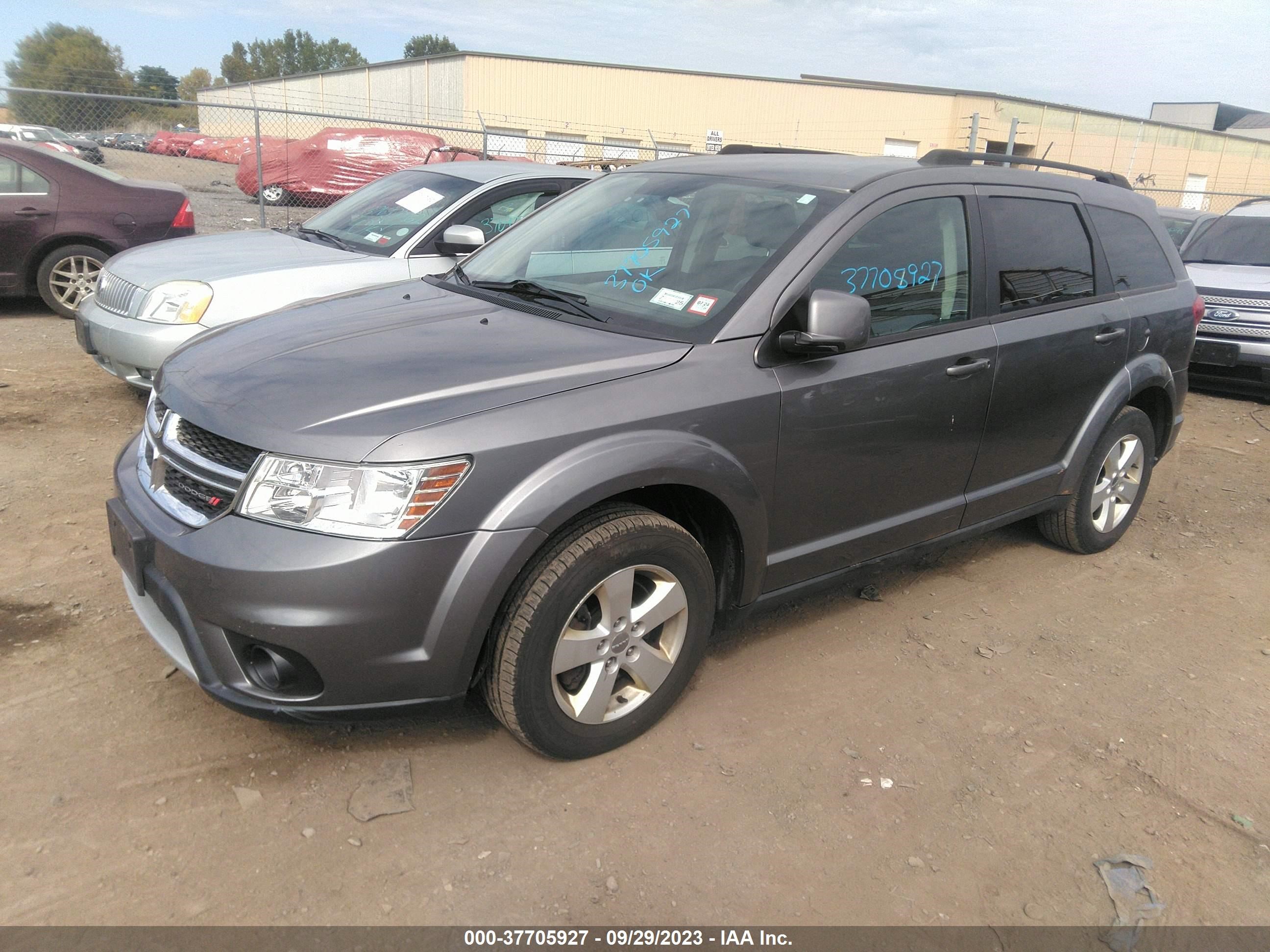 Photo 1 VIN: 3C4PDCBG6CT361335 - DODGE JOURNEY 