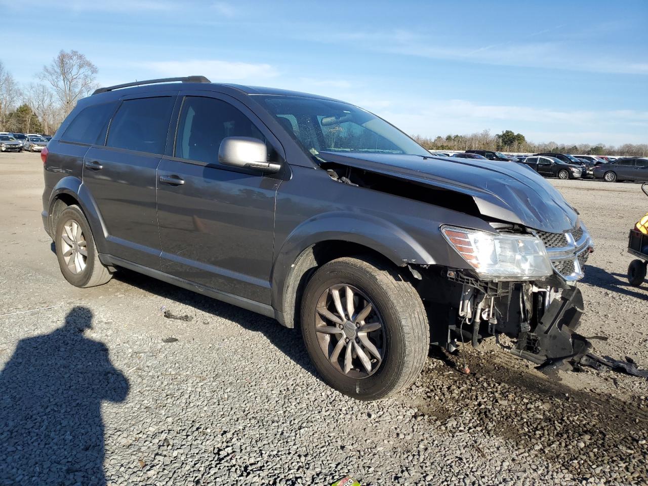 Photo 3 VIN: 3C4PDCBG6DT611769 - DODGE JOURNEY 