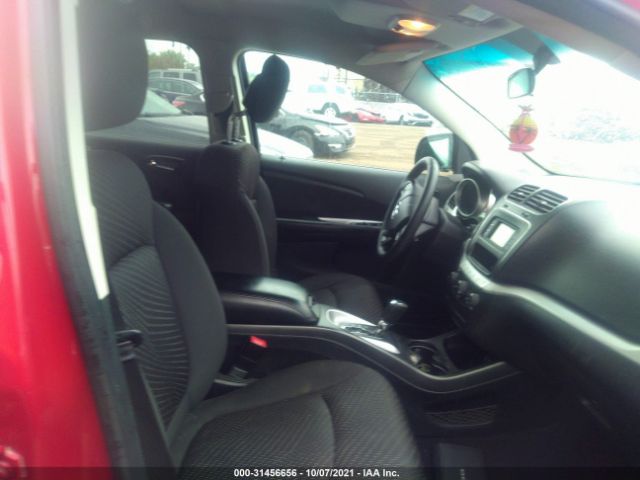 Photo 4 VIN: 3C4PDCBG6FT592515 - DODGE JOURNEY 