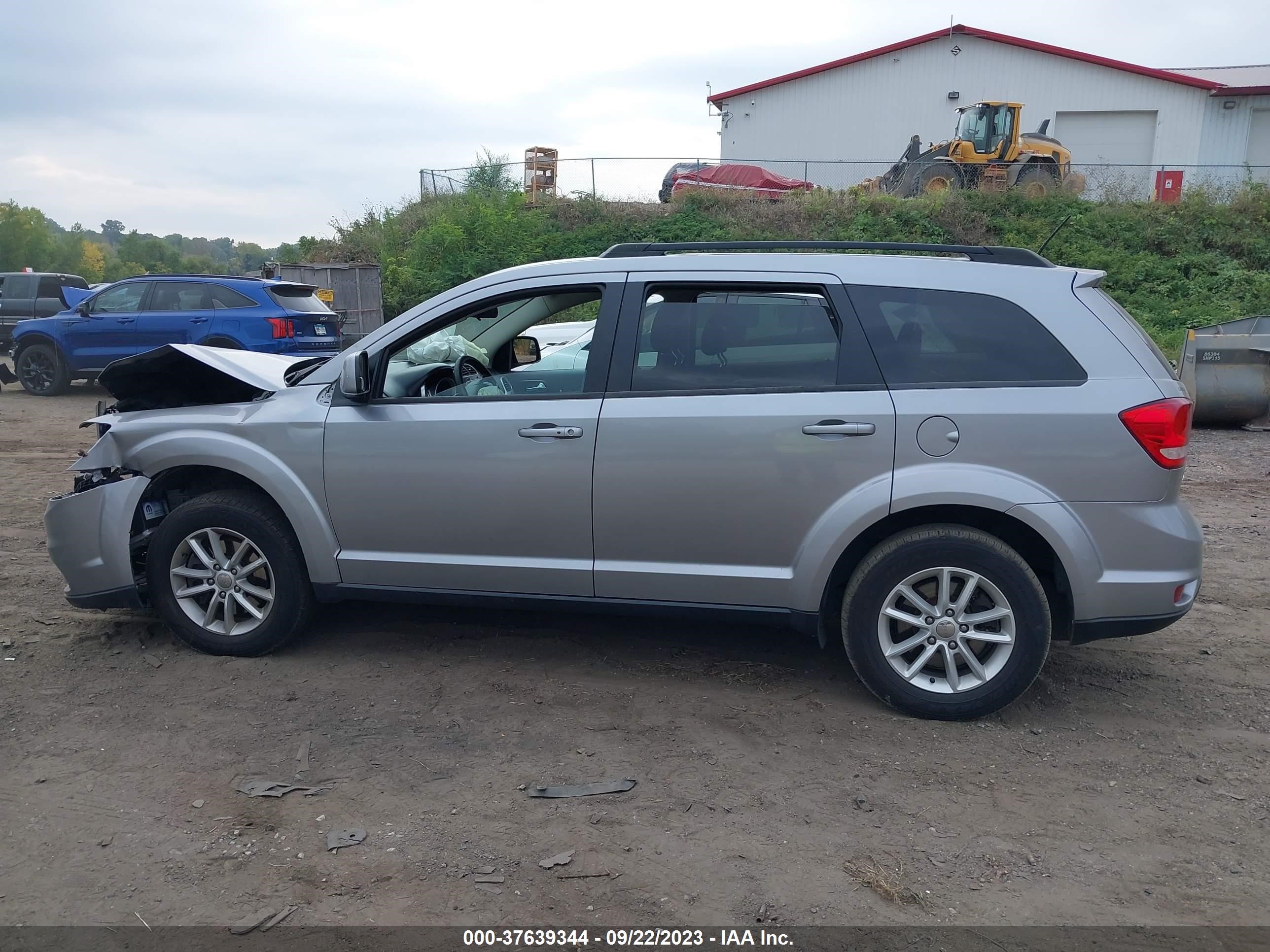 Photo 13 VIN: 3C4PDCBG6FT604954 - DODGE JOURNEY 