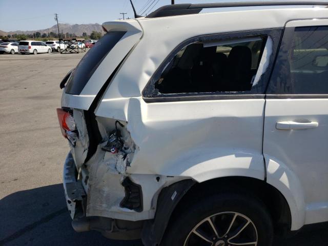 Photo 8 VIN: 3C4PDCBG6JT530394 - DODGE JOURNEY SX 