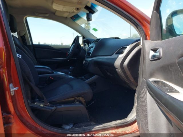 Photo 4 VIN: 3C4PDCBG7CT392478 - DODGE JOURNEY 