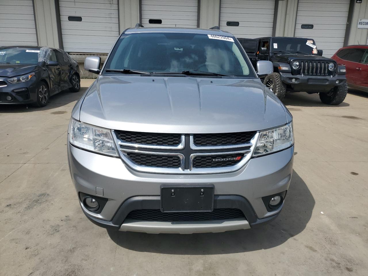 Photo 4 VIN: 3C4PDCBG7HT533136 - DODGE JOURNEY 