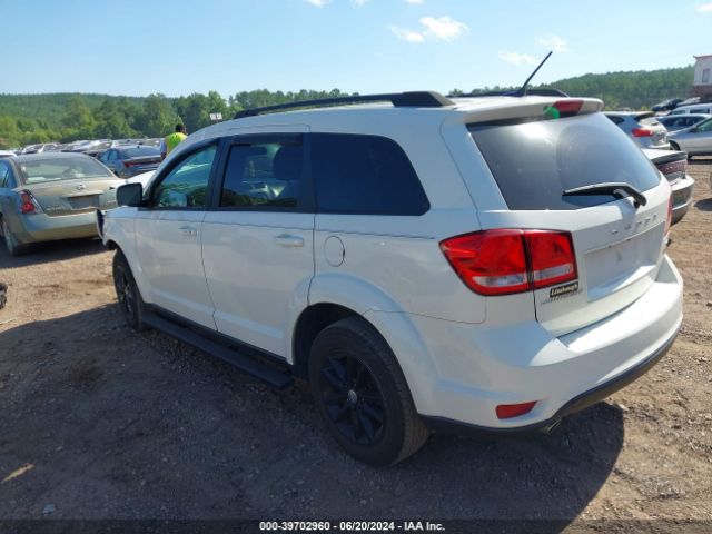 Photo 2 VIN: 3C4PDCBG7HT588945 - DODGE JOURNEY 