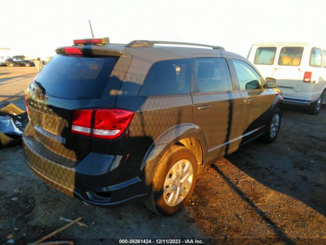 Photo 3 VIN: 3C4PDCBG7JT514379 - DODGE JOURNEY 