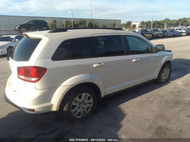 Photo 3 VIN: 3C4PDCBG7KT833332 - DODGE JOURNEY 