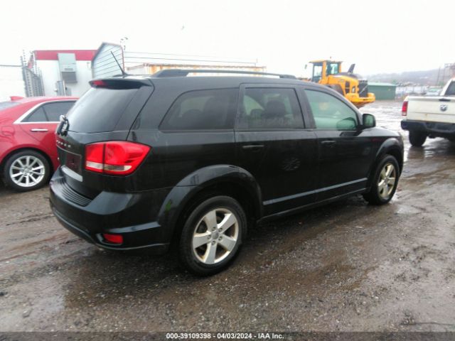 Photo 3 VIN: 3C4PDCBG8CT180575 - DODGE JOURNEY 