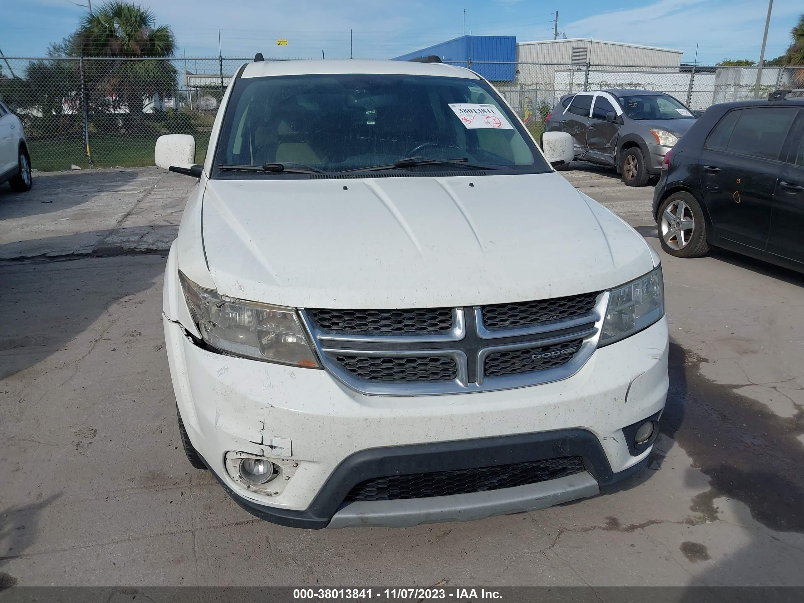 Photo 5 VIN: 3C4PDCBG8CT199269 - DODGE JOURNEY 