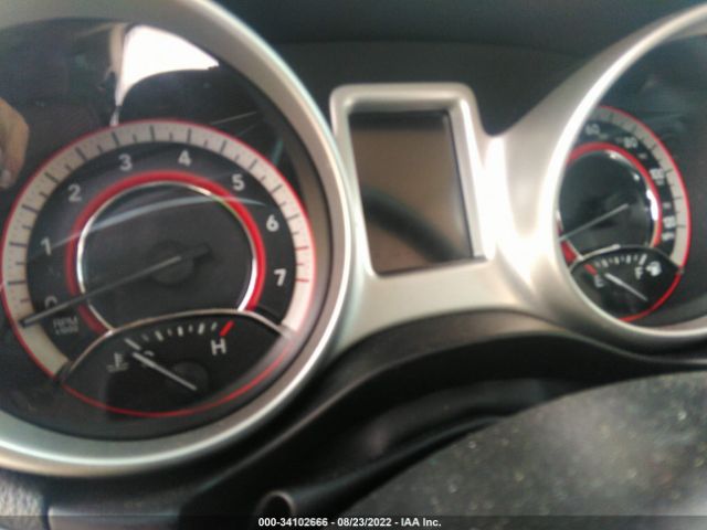 Photo 6 VIN: 3C4PDCBG8DT584767 - DODGE JOURNEY 