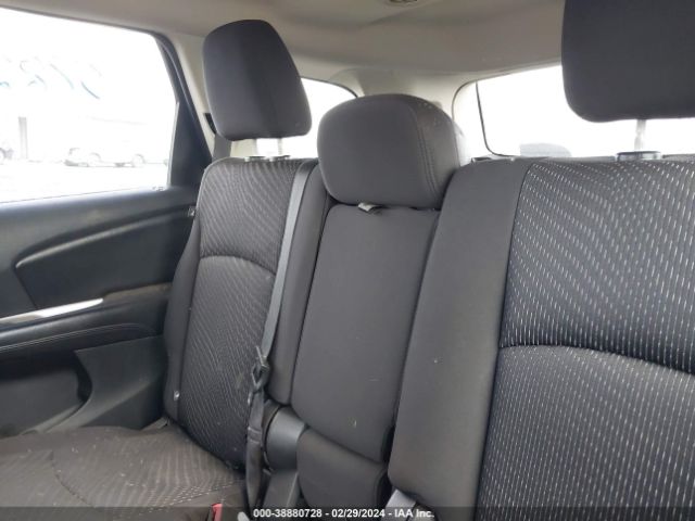 Photo 7 VIN: 3C4PDCBG8DT677238 - DODGE JOURNEY 