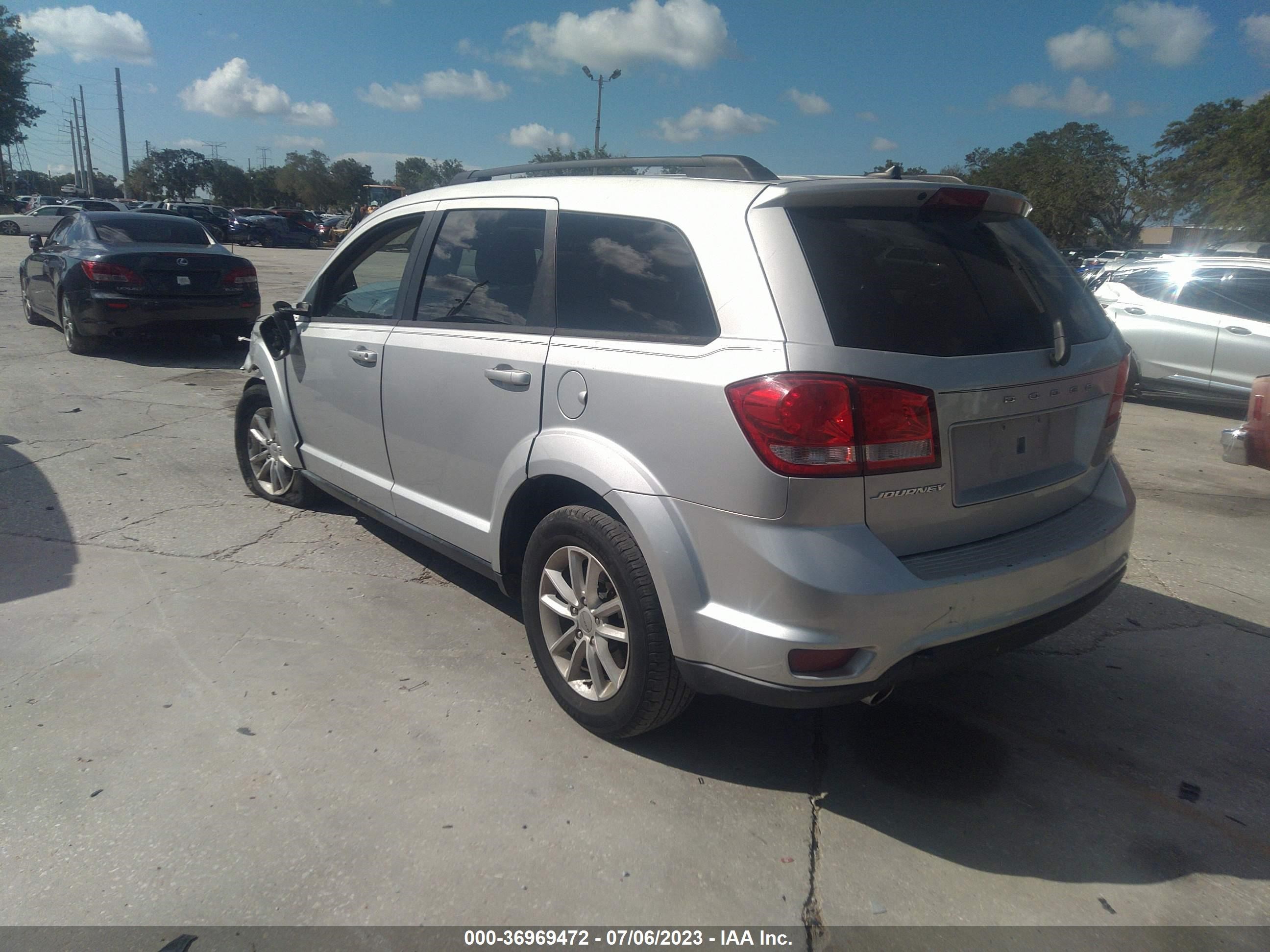 Photo 2 VIN: 3C4PDCBG8ET191756 - DODGE JOURNEY 