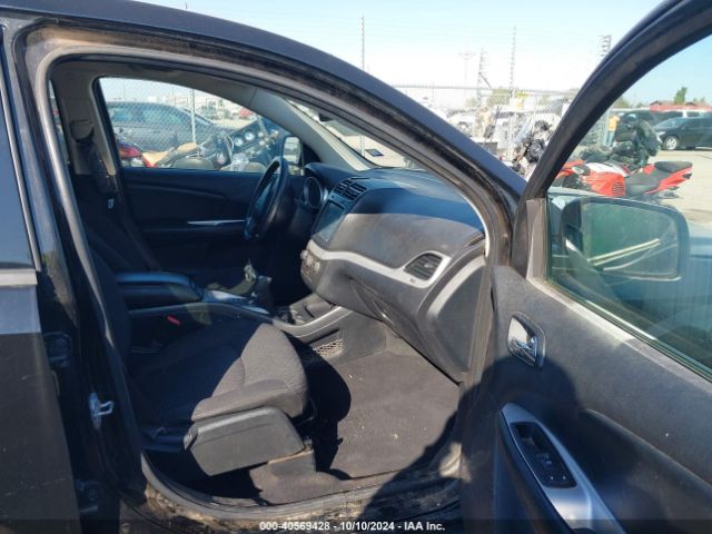 Photo 4 VIN: 3C4PDCBG8FT728403 - DODGE JOURNEY 