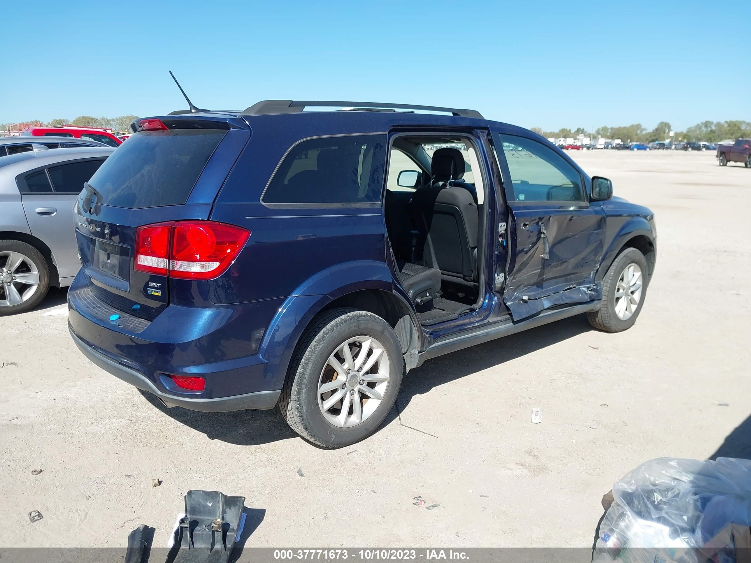 Photo 3 VIN: 3C4PDCBG8HT509329 - DODGE JOURNEY 