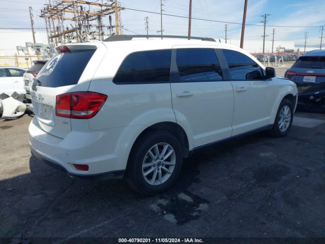 Photo 3 VIN: 3C4PDCBG8JT166995 - DODGE JOURNEY 