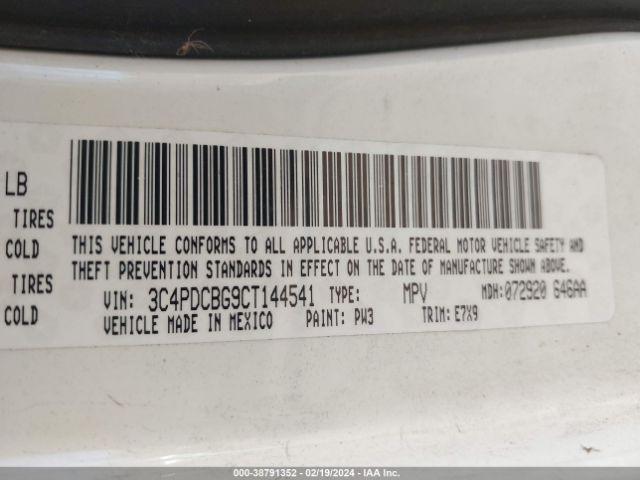 Photo 8 VIN: 3C4PDCBG9CT144541 - DODGE JOURNEY 