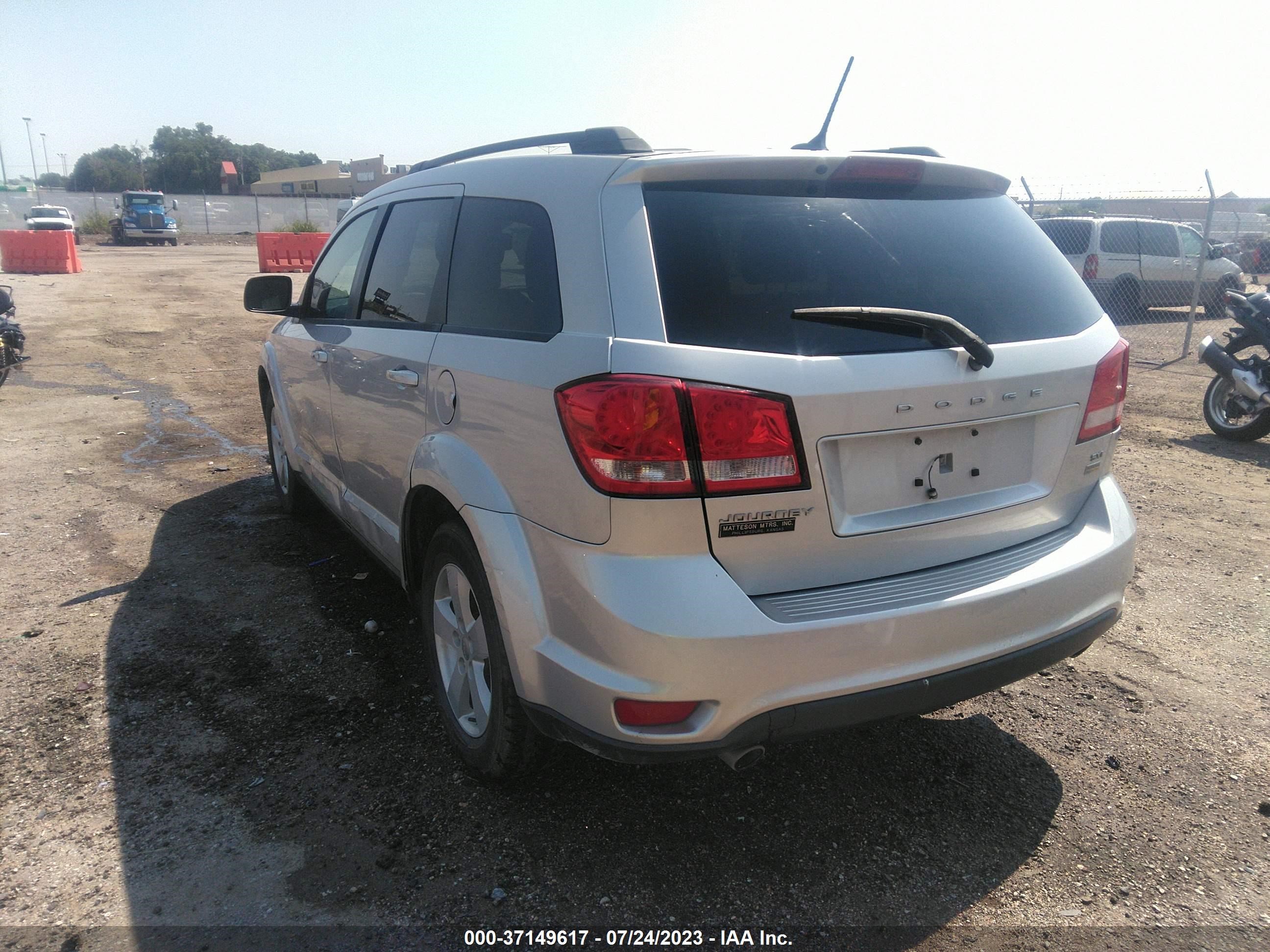 Photo 2 VIN: 3C4PDCBG9CT285495 - DODGE JOURNEY 