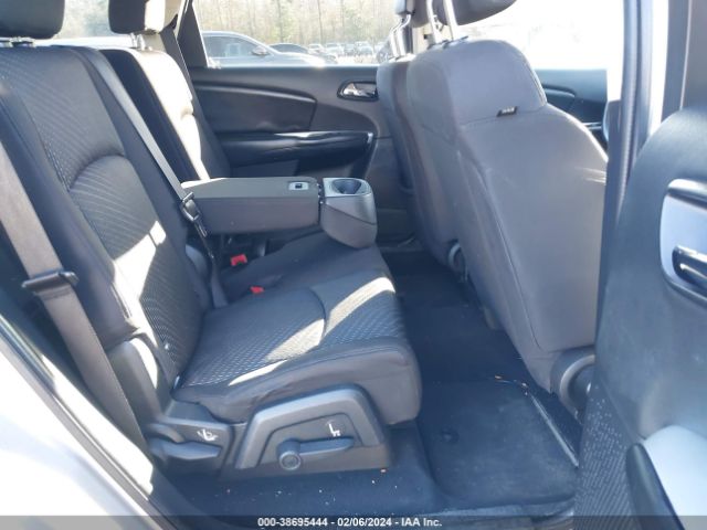 Photo 7 VIN: 3C4PDCBG9DT649738 - DODGE JOURNEY 