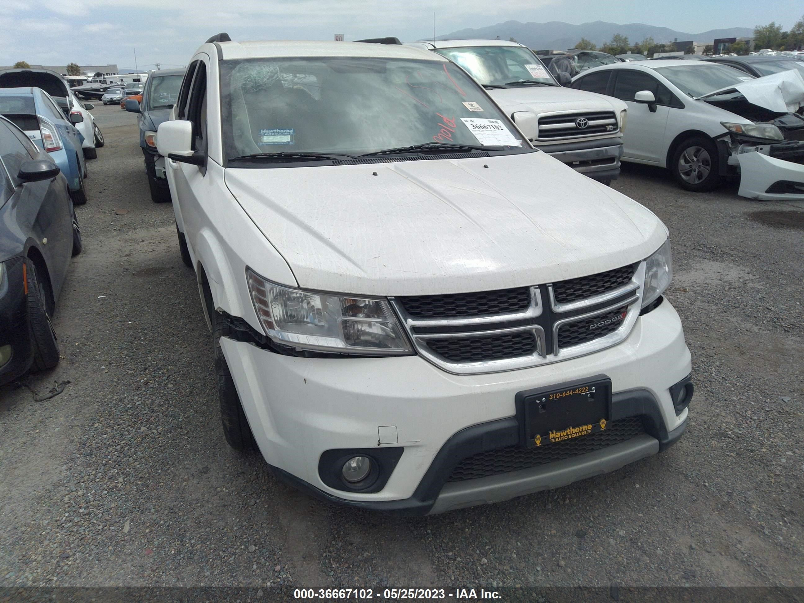 Photo 5 VIN: 3C4PDCBG9ET296872 - DODGE JOURNEY 