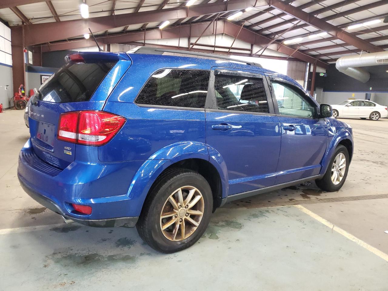 Photo 2 VIN: 3C4PDCBG9FT697002 - DODGE JOURNEY 