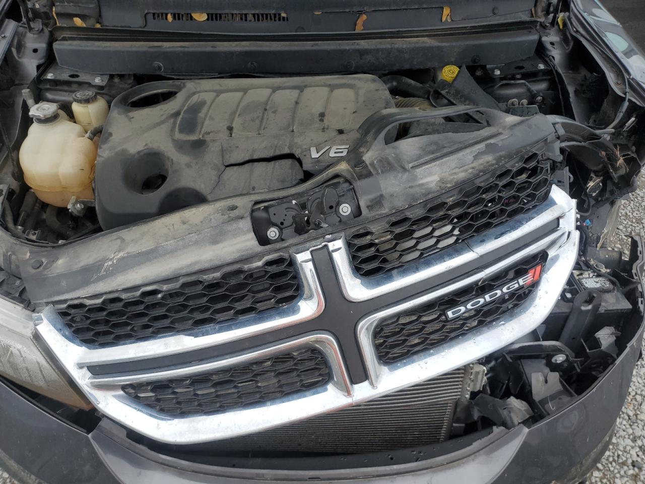 Photo 10 VIN: 3C4PDCBG9KT875243 - DODGE JOURNEY 