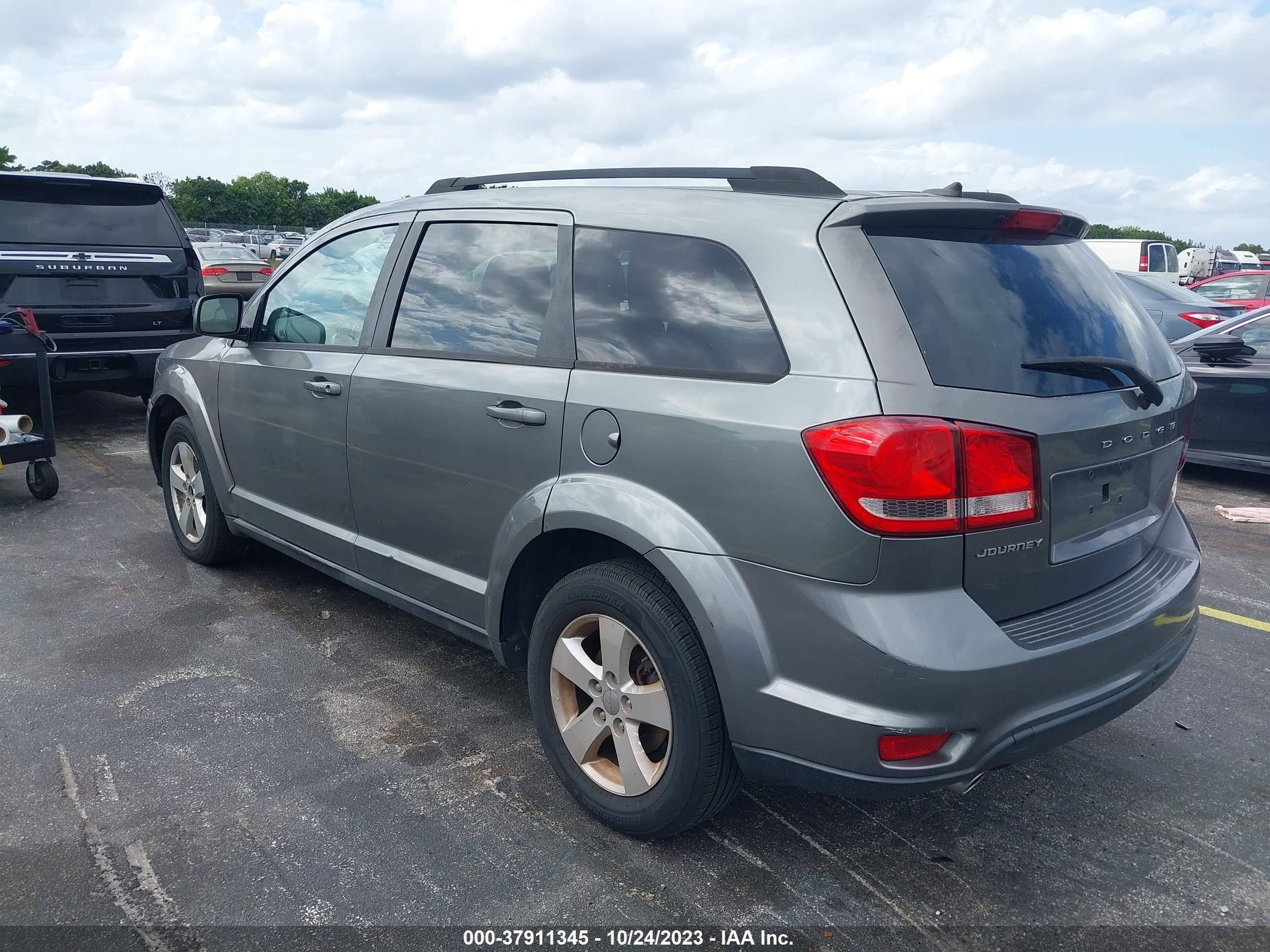 Photo 2 VIN: 3C4PDCBGXCT180240 - DODGE JOURNEY 