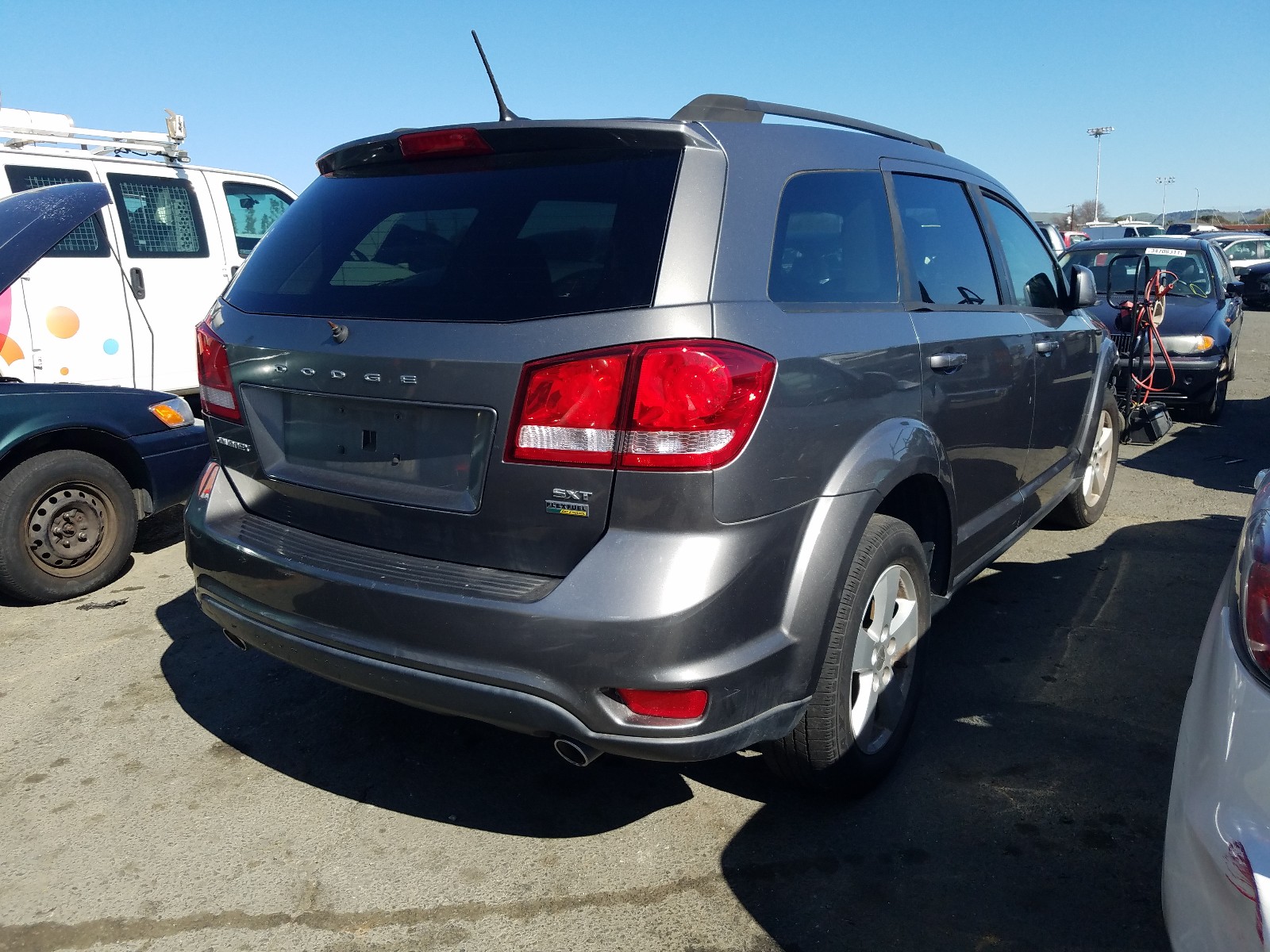 Photo 3 VIN: 3C4PDCBGXCT245846 - DODGE JOURNEY SX 