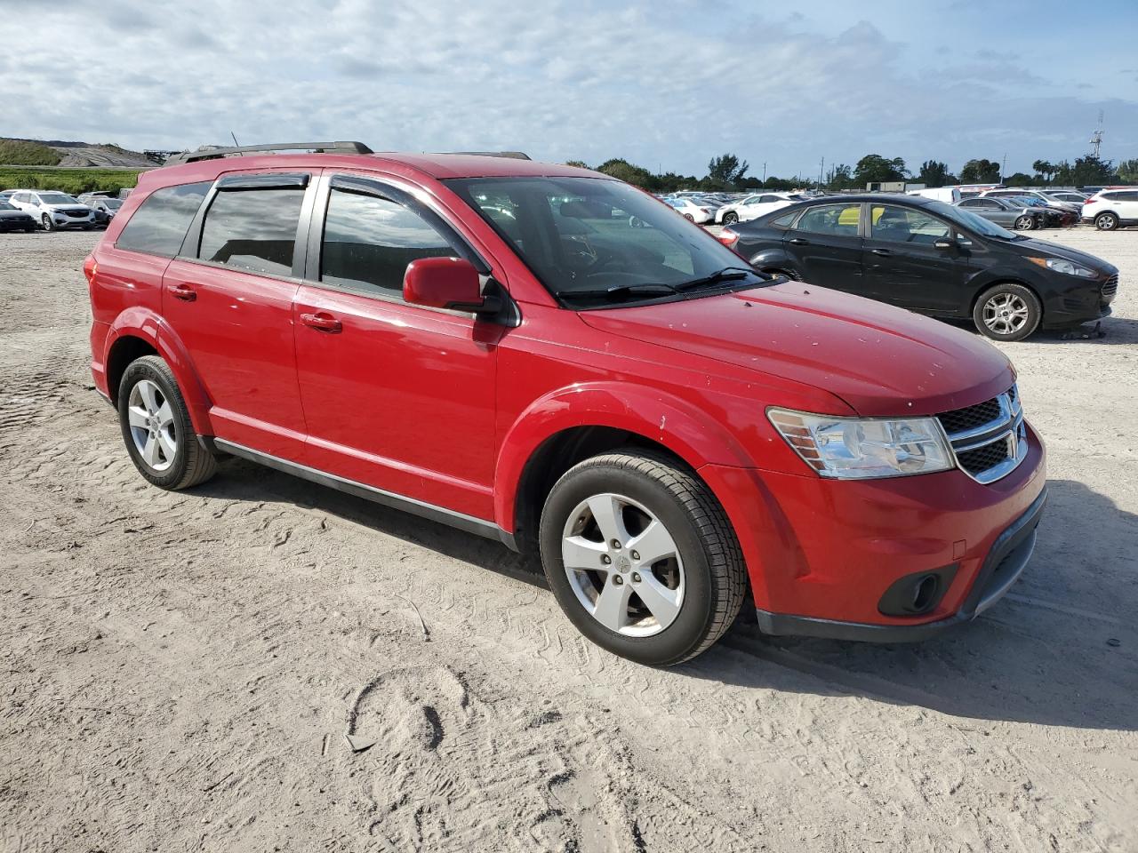 Photo 3 VIN: 3C4PDCBGXCT393852 - DODGE JOURNEY 