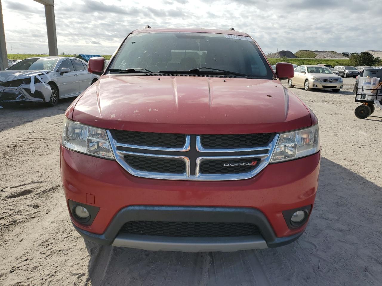 Photo 4 VIN: 3C4PDCBGXCT393852 - DODGE JOURNEY 