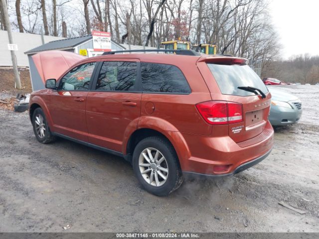 Photo 2 VIN: 3C4PDCBGXDT521542 - DODGE JOURNEY 