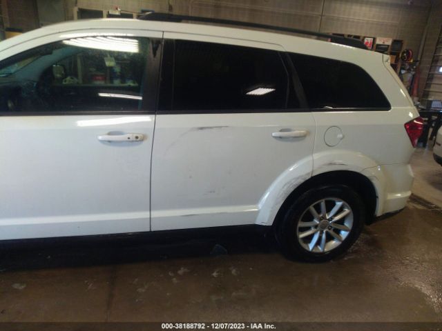 Photo 5 VIN: 3C4PDCBGXDT685180 - DODGE JOURNEY 