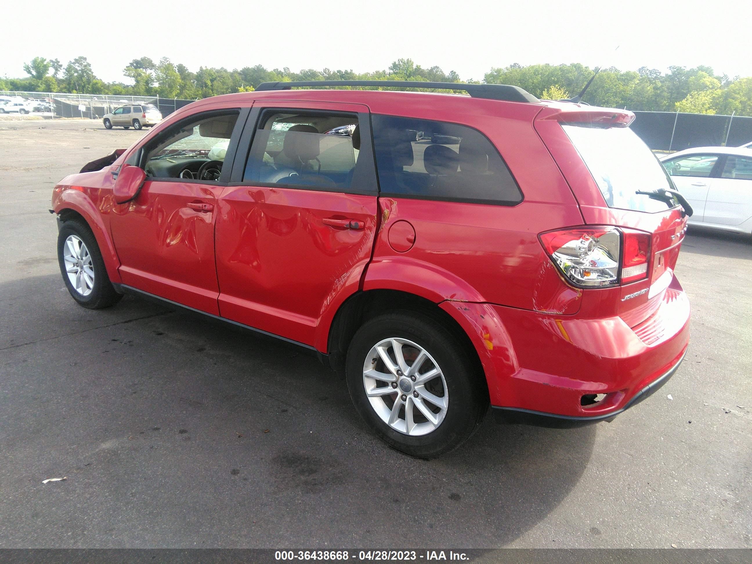 Photo 2 VIN: 3C4PDCBGXFT595272 - DODGE JOURNEY 