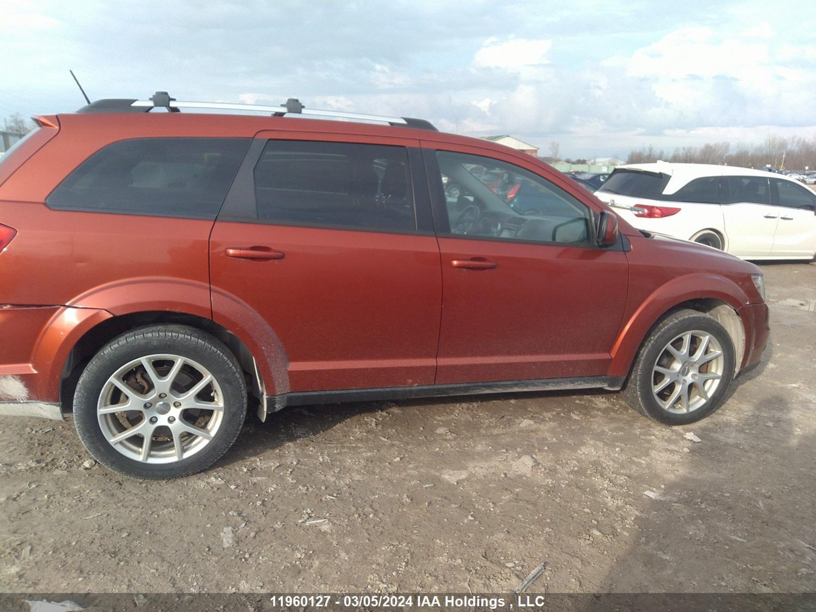 Photo 12 VIN: 3C4PDCCG1DT721160 - DODGE JOURNEY 