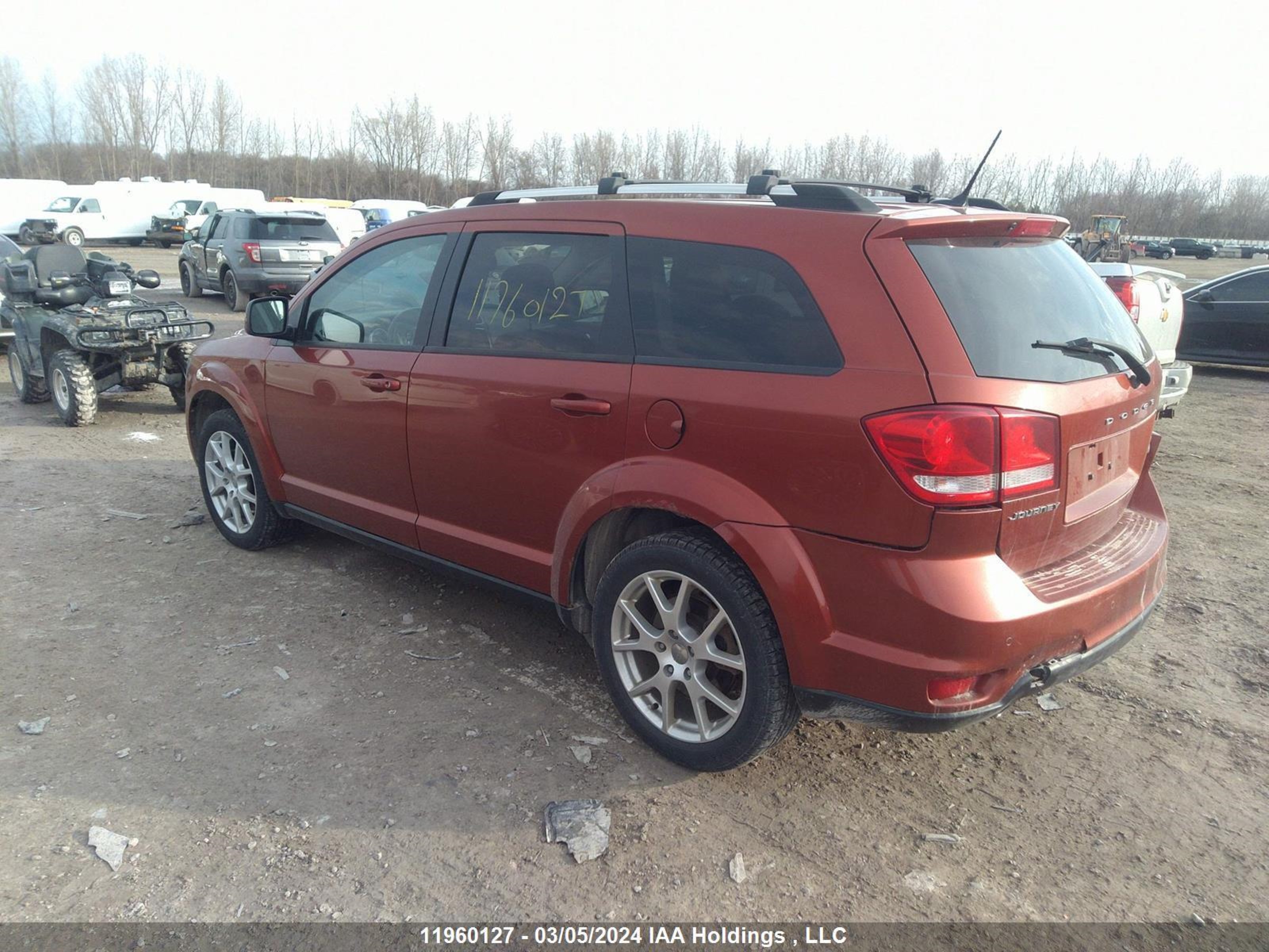 Photo 2 VIN: 3C4PDCCG1DT721160 - DODGE JOURNEY 