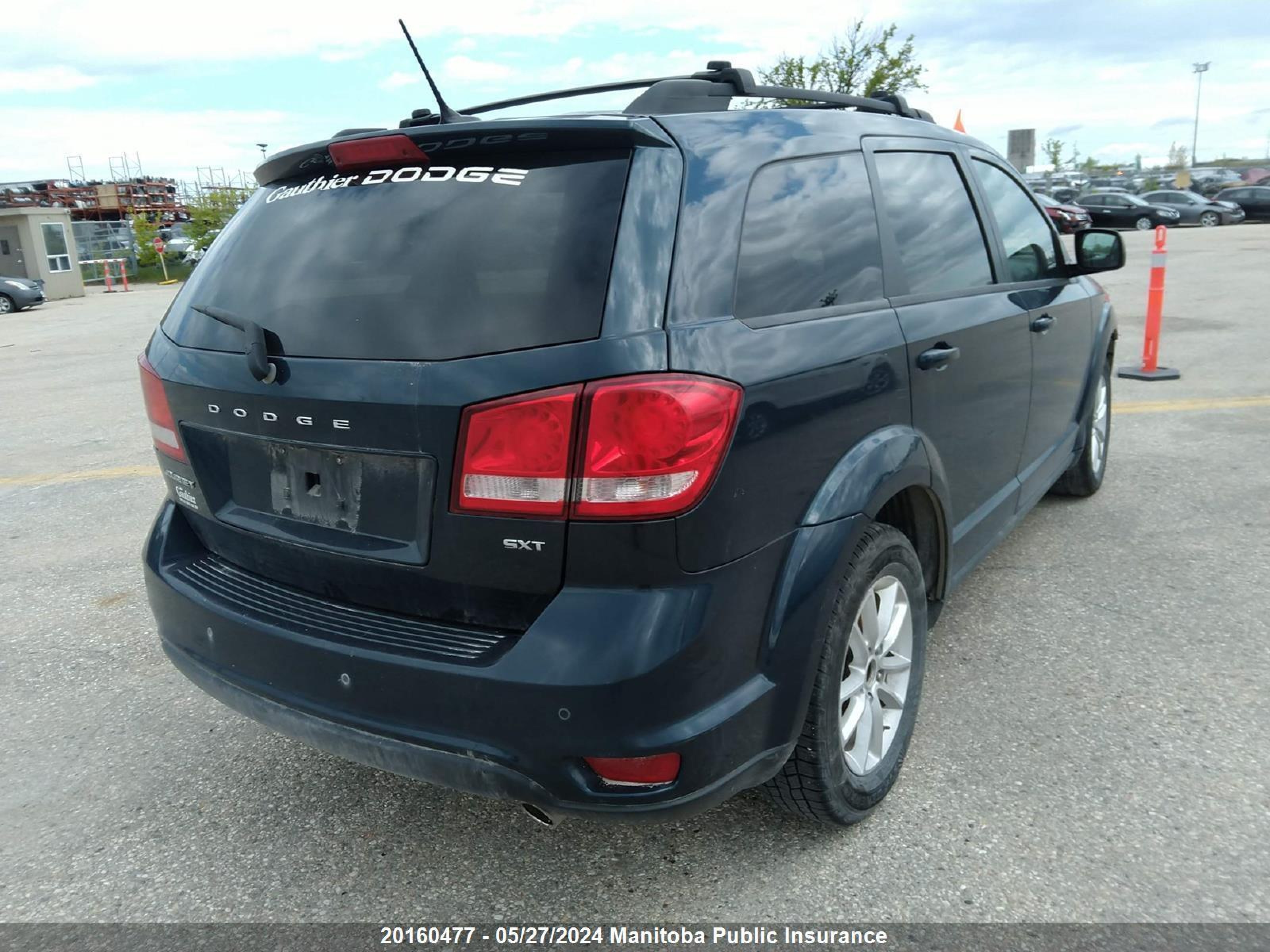 Photo 3 VIN: 3C4PDCCG2DT703928 - DODGE JOURNEY 