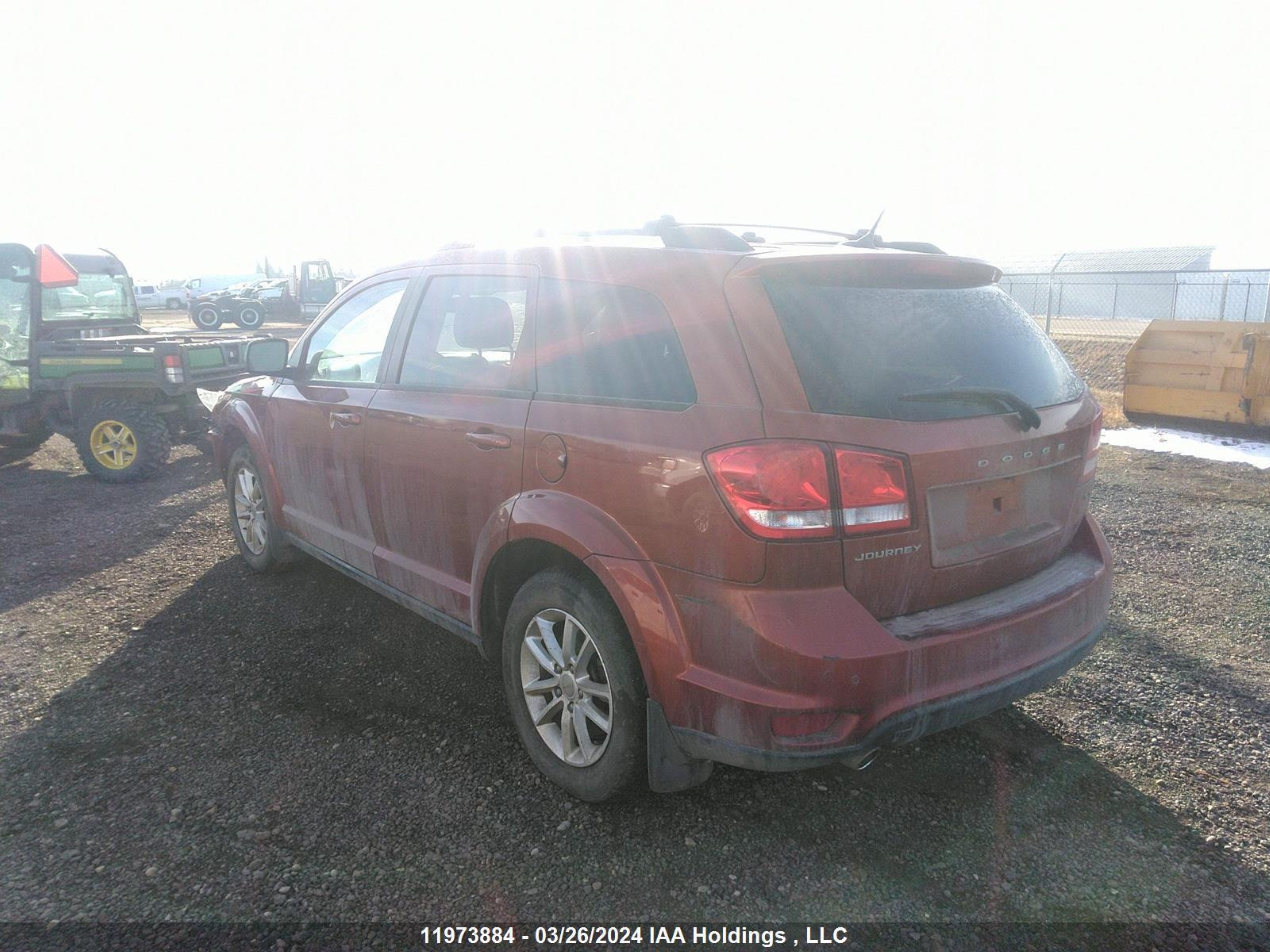 Photo 2 VIN: 3C4PDCCG3DT621383 - DODGE JOURNEY 