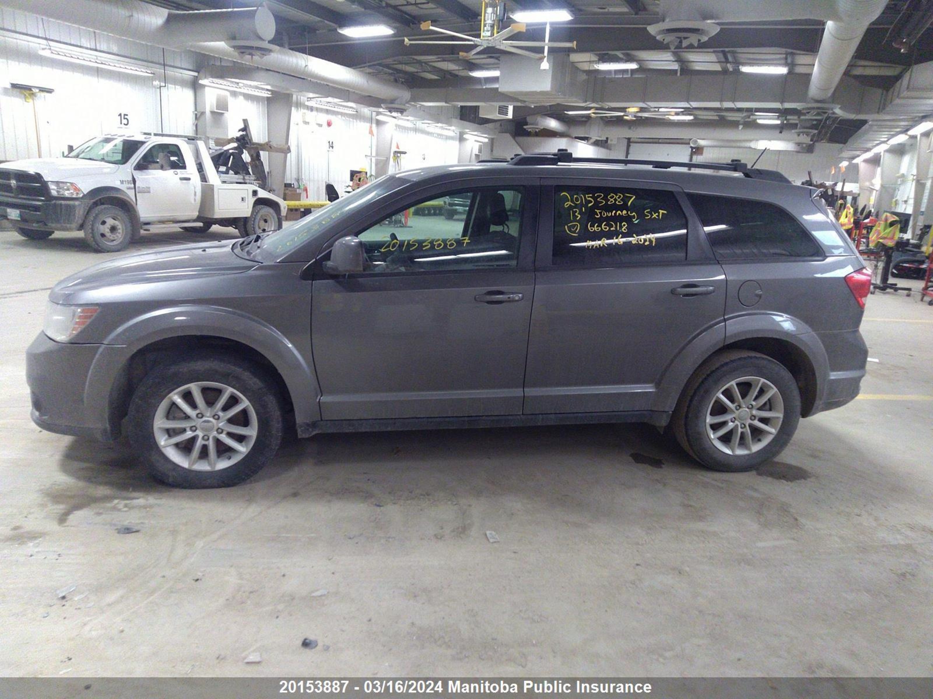 Photo 13 VIN: 3C4PDCCG4DT666218 - DODGE JOURNEY 