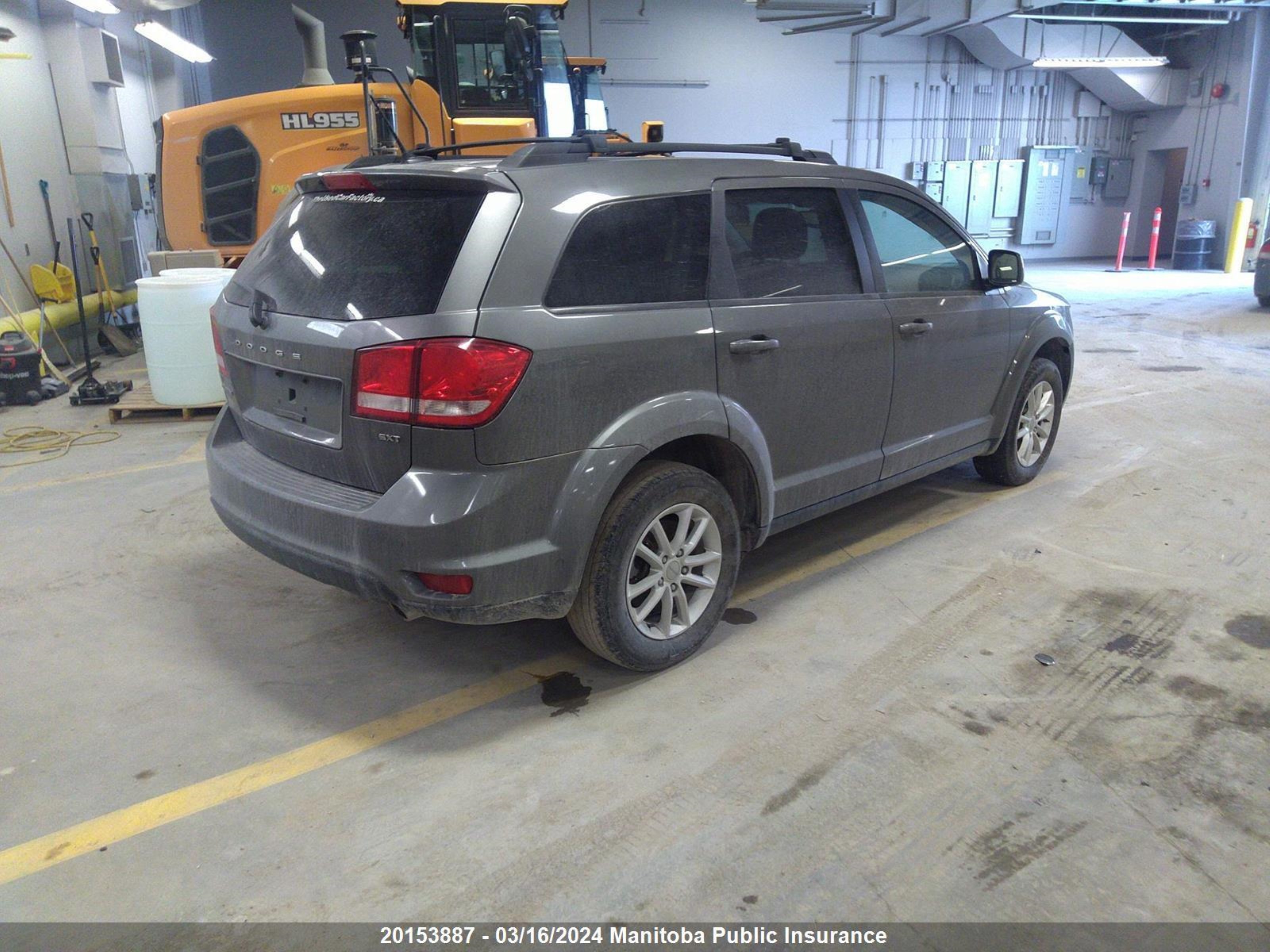 Photo 3 VIN: 3C4PDCCG4DT666218 - DODGE JOURNEY 