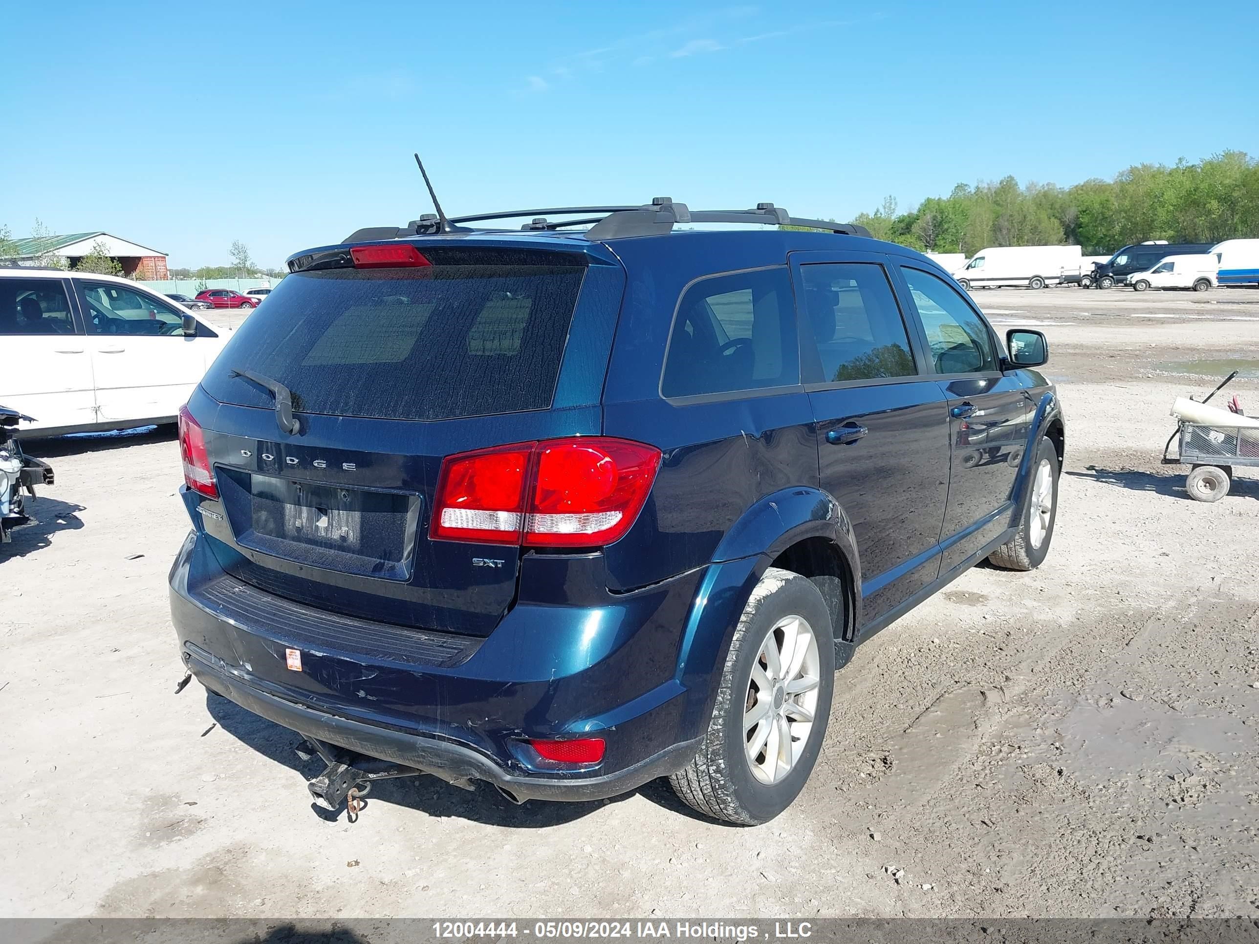 Photo 3 VIN: 3C4PDCCG6DT535663 - DODGE JOURNEY 