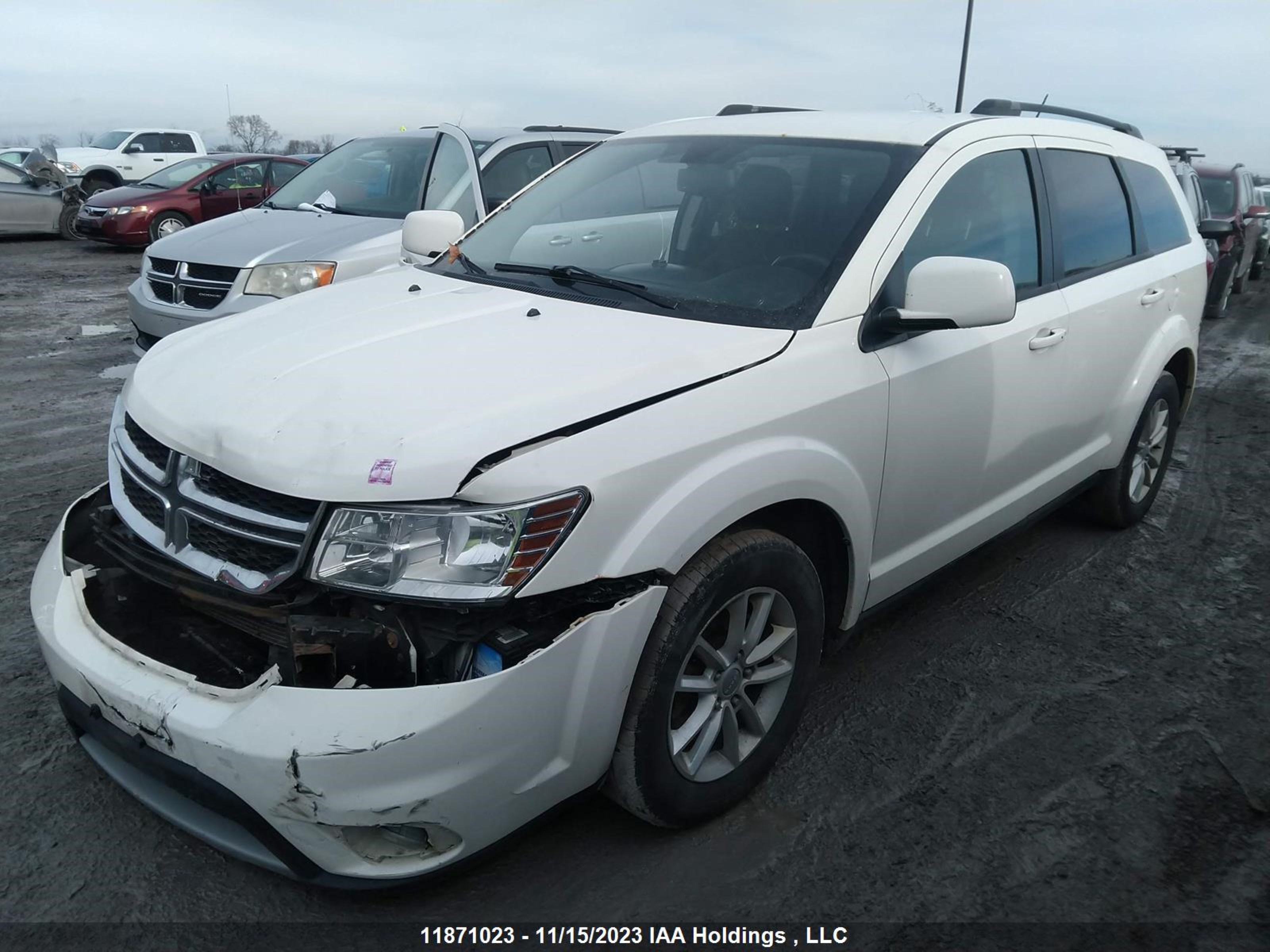 Photo 1 VIN: 3C4PDCCG6DT637626 - DODGE JOURNEY 