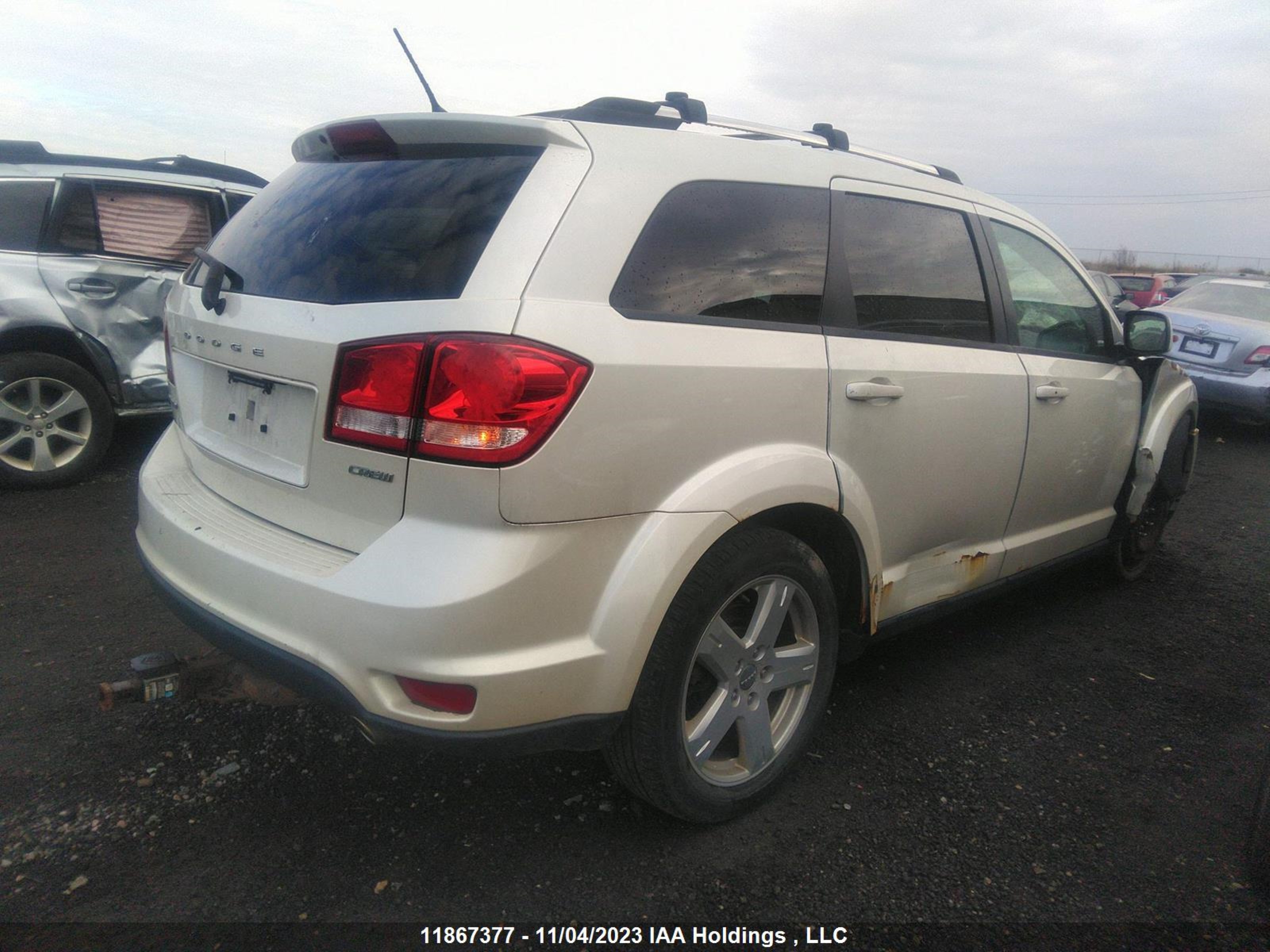 Photo 3 VIN: 3C4PDCCG7CT317214 - DODGE JOURNEY 