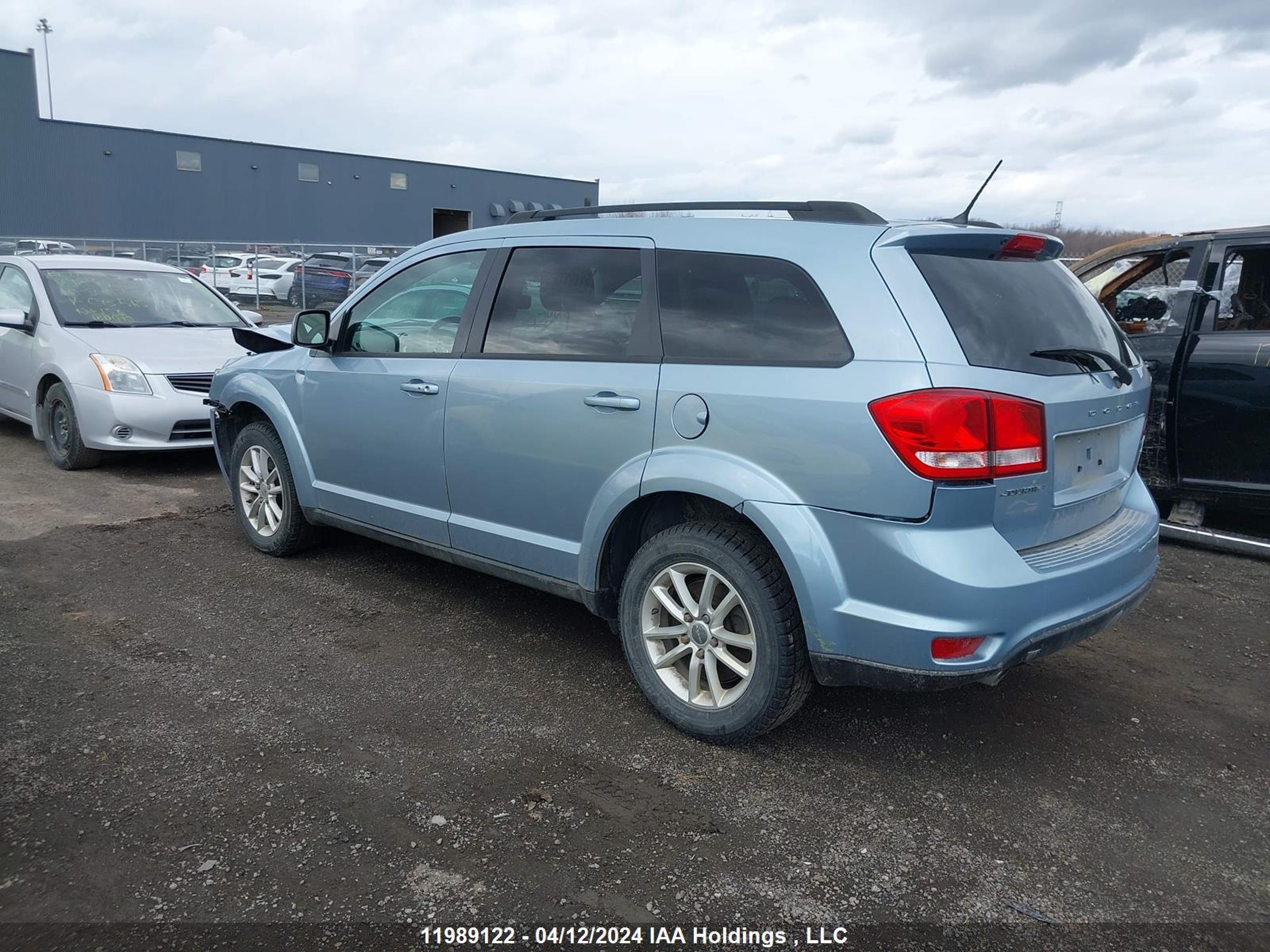 Photo 2 VIN: 3C4PDCCG7DT614517 - DODGE JOURNEY 